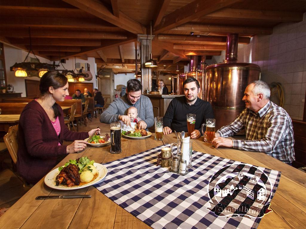 Brauereigasthof Stanglbraeu Hausen  Exterior foto